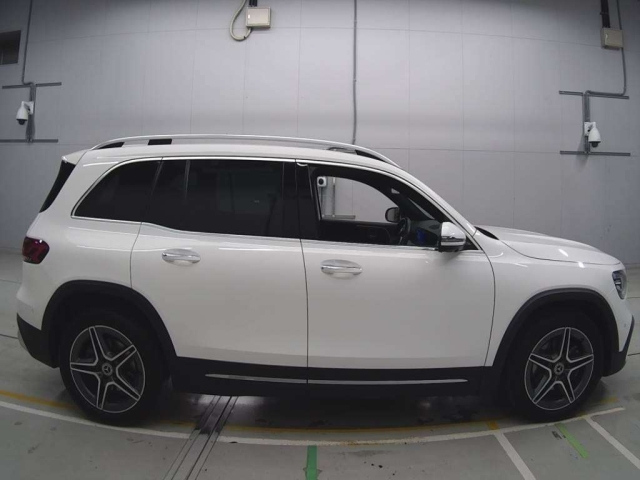 MERCEDES BENZ GLB 2021