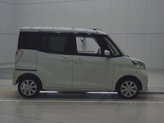 NISSAN DAYZ ROOX 2018