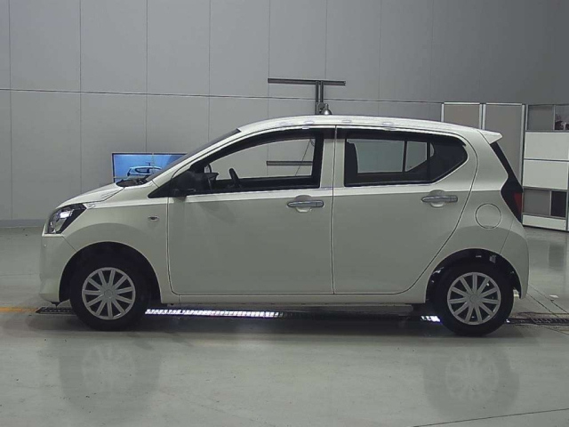 DAIHATSU MIRA E S 2023