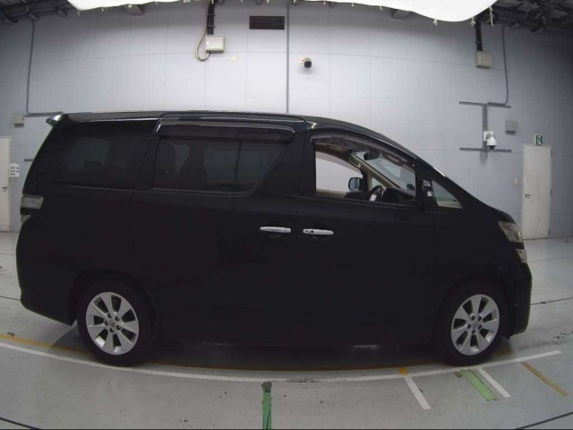 TOYOTA VELLFIRE 2008