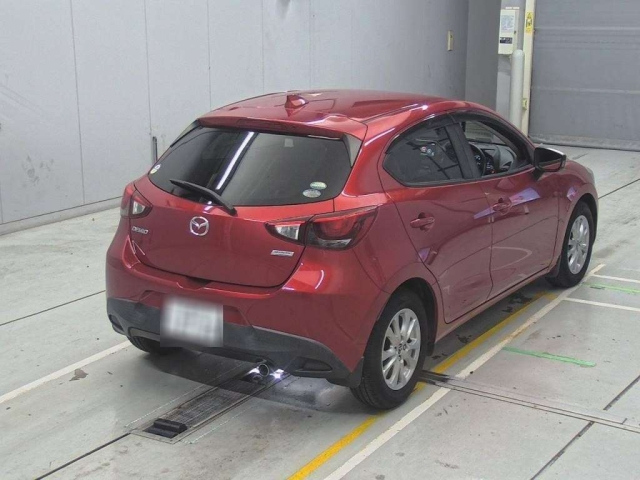 MAZDA DEMIO 2016