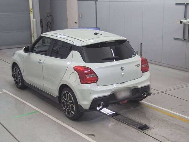 SUZUKI SWIFT 2024