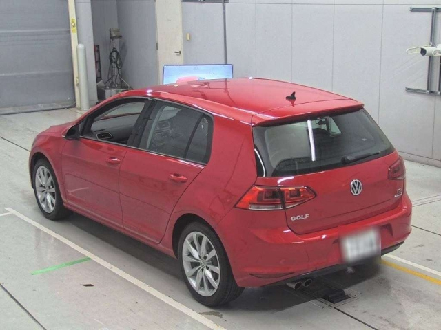 VOLKSWAGEN GOLF 2015