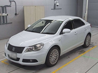 SUZUKI KIZASHI 2015