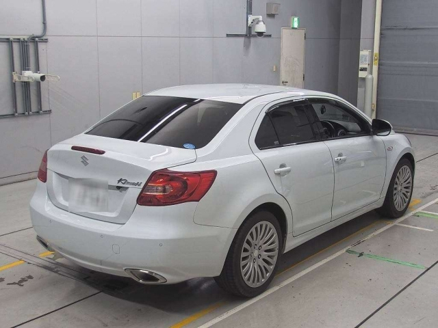 SUZUKI KIZASHI 2015