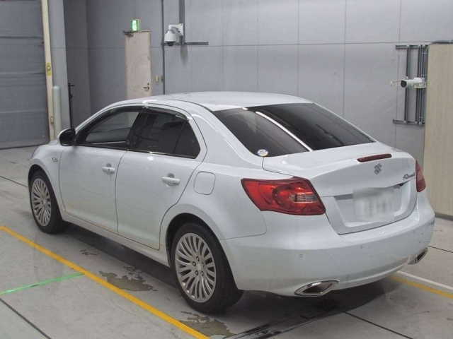 SUZUKI KIZASHI 2015