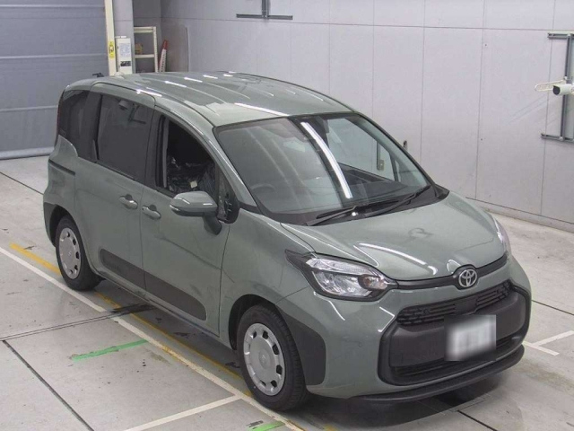 TOYOTA SIENTA 2025