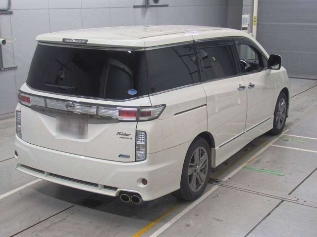 NISSAN ELGRAND 2012