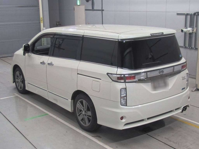 NISSAN ELGRAND 2012