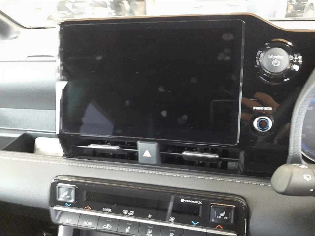 TOYOTA NOAH 2025