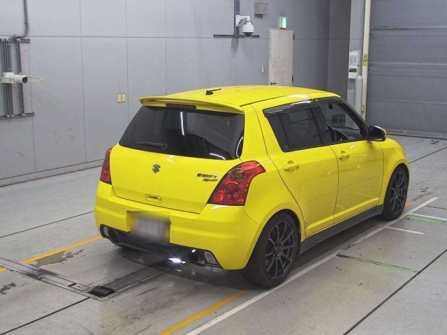 SUZUKI SWIFT 2010