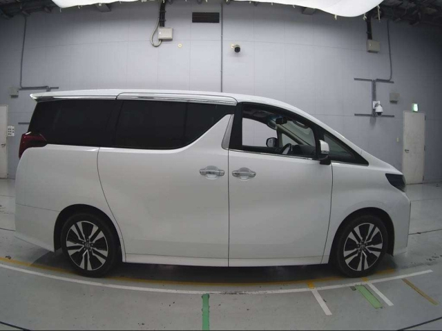 TOYOTA ALPHARD 2021