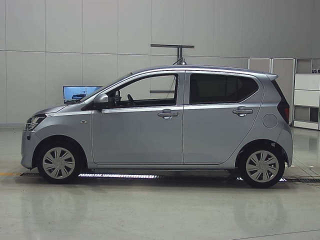 TOYOTA PIXIS EPOCH 2018