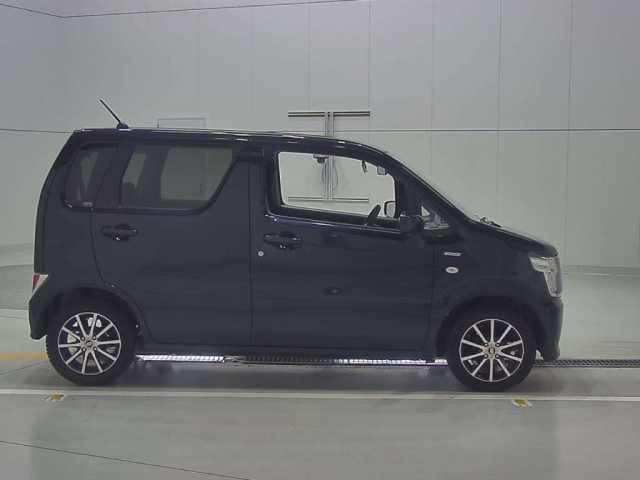SUZUKI WAGON R 2018