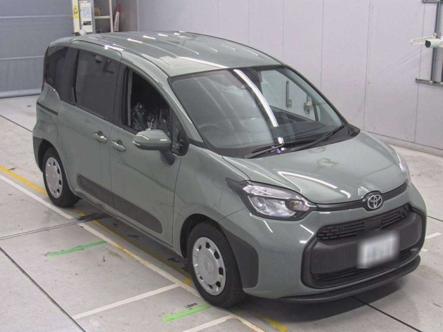 TOYOTA SIENTA 2025