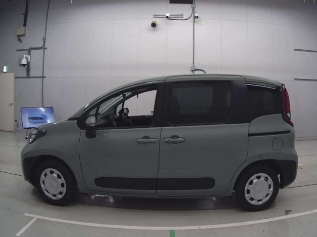 TOYOTA SIENTA 2025
