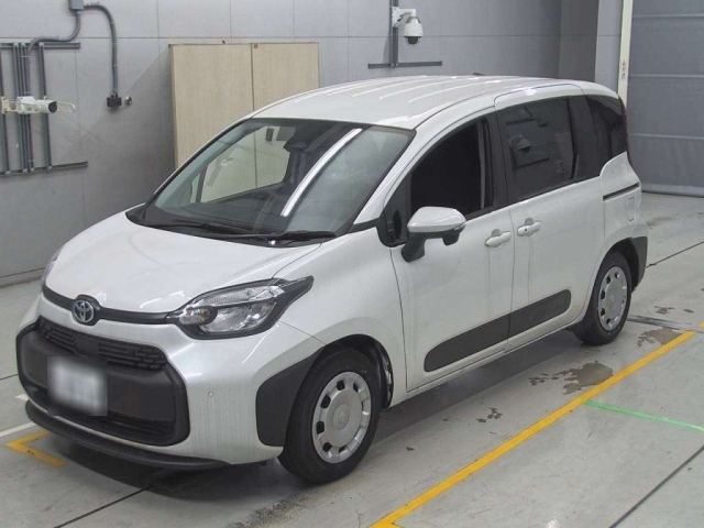 TOYOTA SIENTA 2025