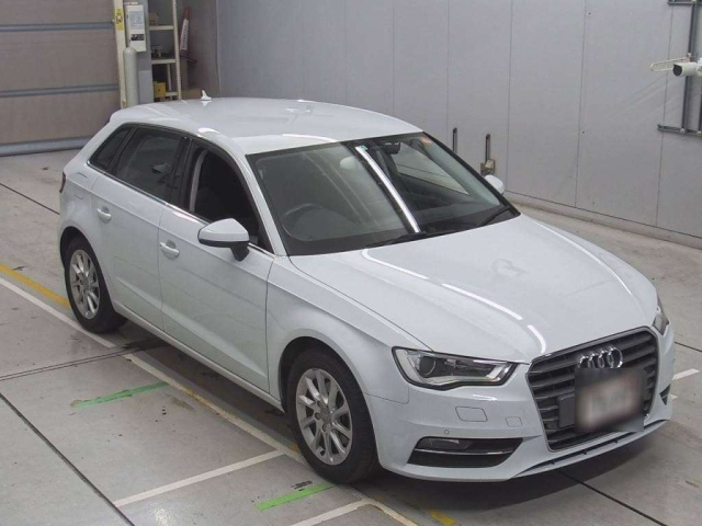 AUDI A3 2015