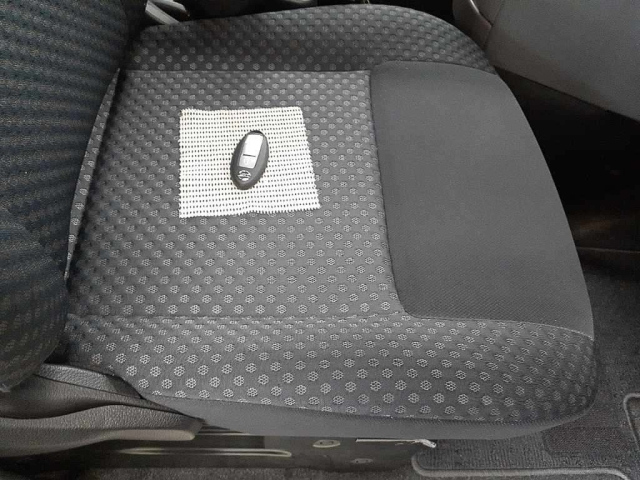 NISSAN NV200 2021
