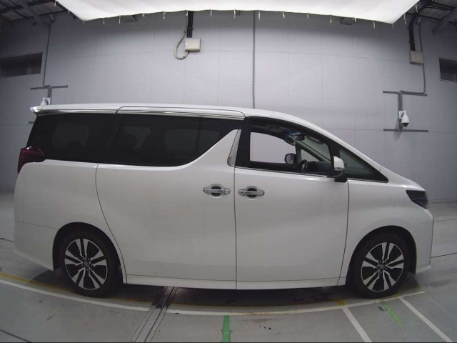 TOYOTA ALPHARD 2021