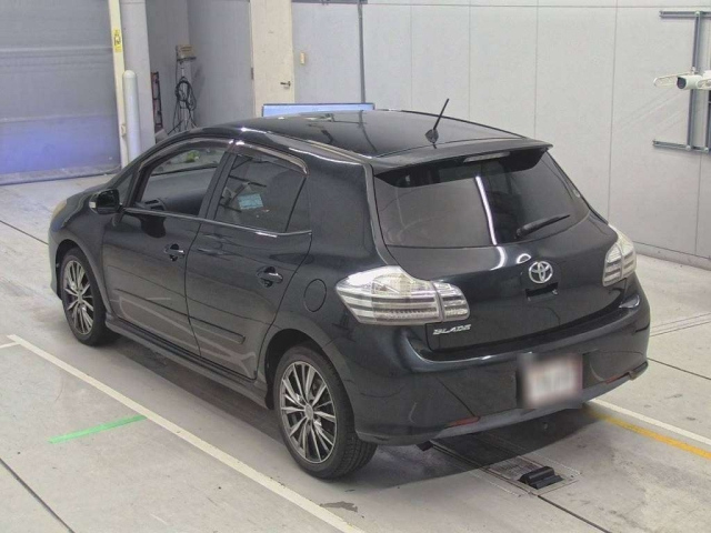 TOYOTA BLADE 2009