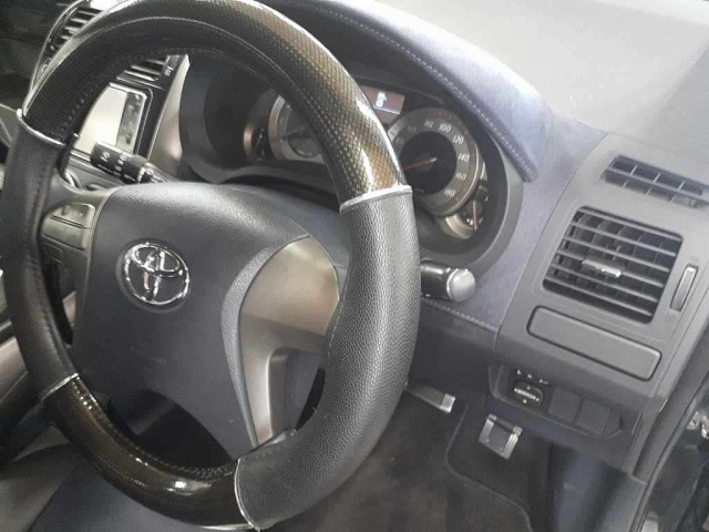 TOYOTA BLADE 2009