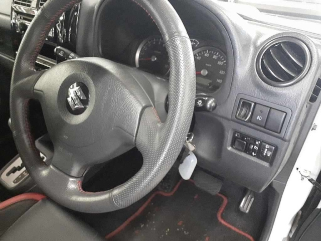 SUZUKI JIMNY 2014