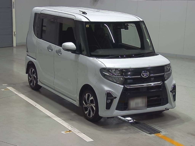 DAIHATSU TANTO 2020