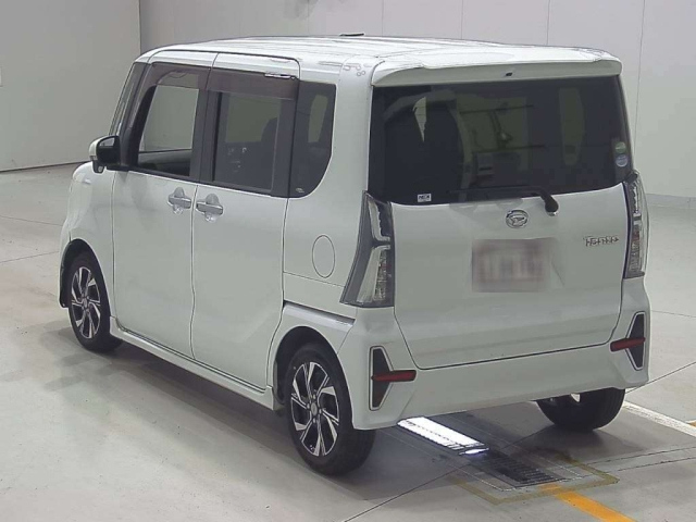 DAIHATSU TANTO 2020