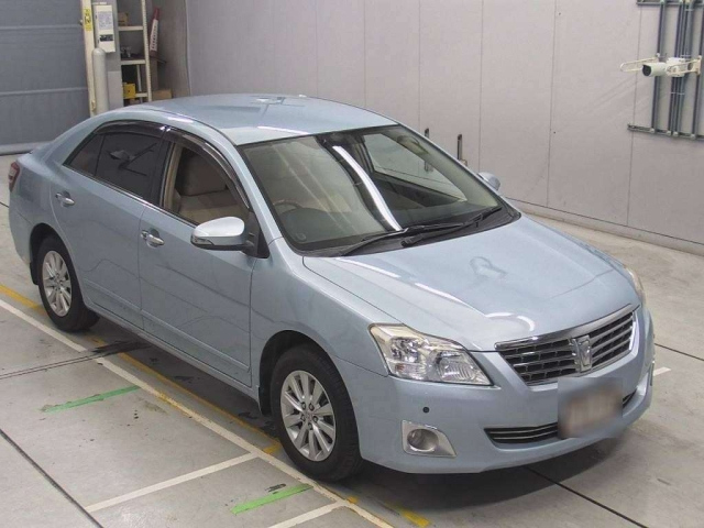 TOYOTA PREMIO 2014