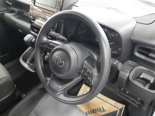 TOYOTA SIENTA 2025