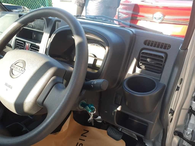 NISSAN CLIPPER TRUCK 2025