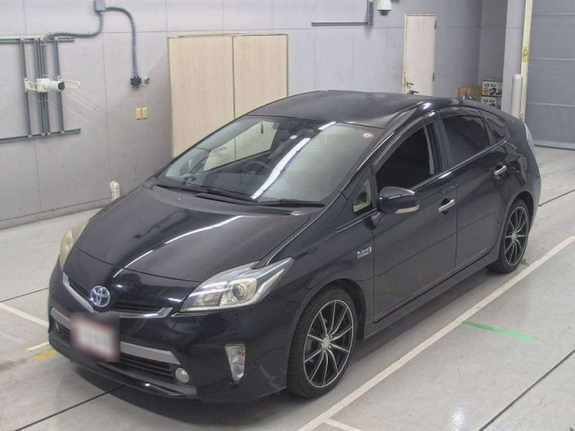 TOYOTA PRIUS PHV 2012