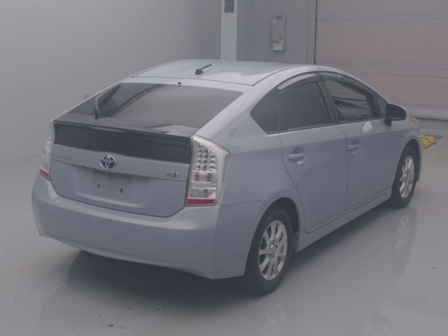 TOYOTA PRIUS 2011