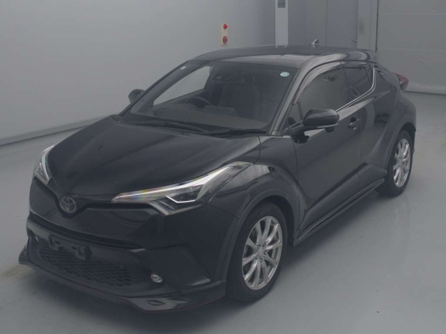 TOYOTA C-HR 2019