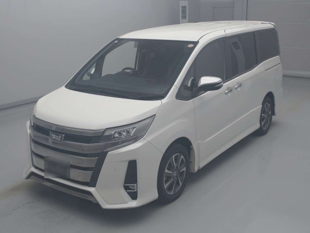 TOYOTA NOAH 2021