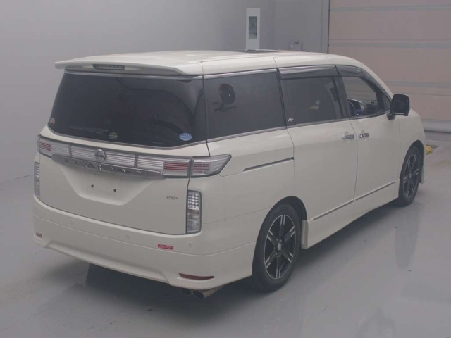 NISSAN ELGRAND 2019