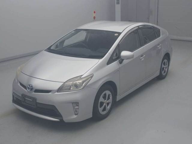 TOYOTA PRIUS 2012