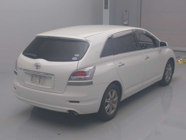 TOYOTA MARK X ZIO 2011