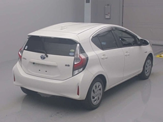 TOYOTA AQUA 2018