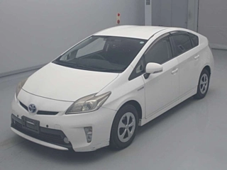 TOYOTA PRIUS 2013