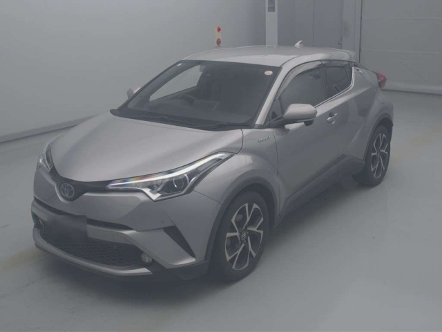 TOYOTA C-HR 2017