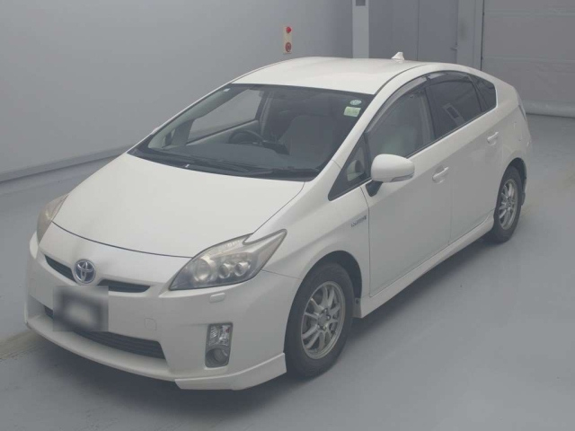TOYOTA PRIUS 2011