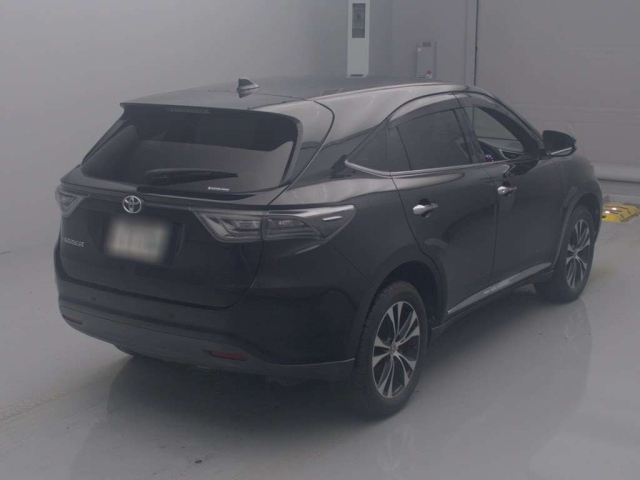 TOYOTA HARRIER 2015
