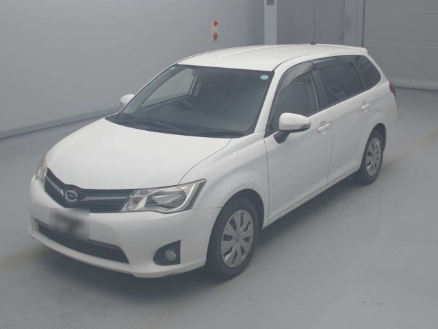 TOYOTA COROLLA FIELDER 2013