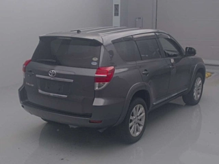 TOYOTA VANGUARD 2011