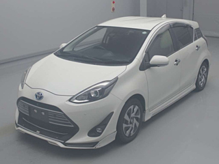 TOYOTA AQUA 2020