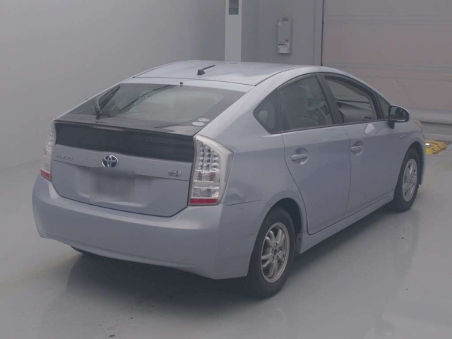 TOYOTA PRIUS 2010