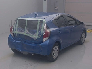 TOYOTA AQUA 2016