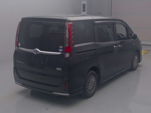 TOYOTA ESQUIRE 2015
